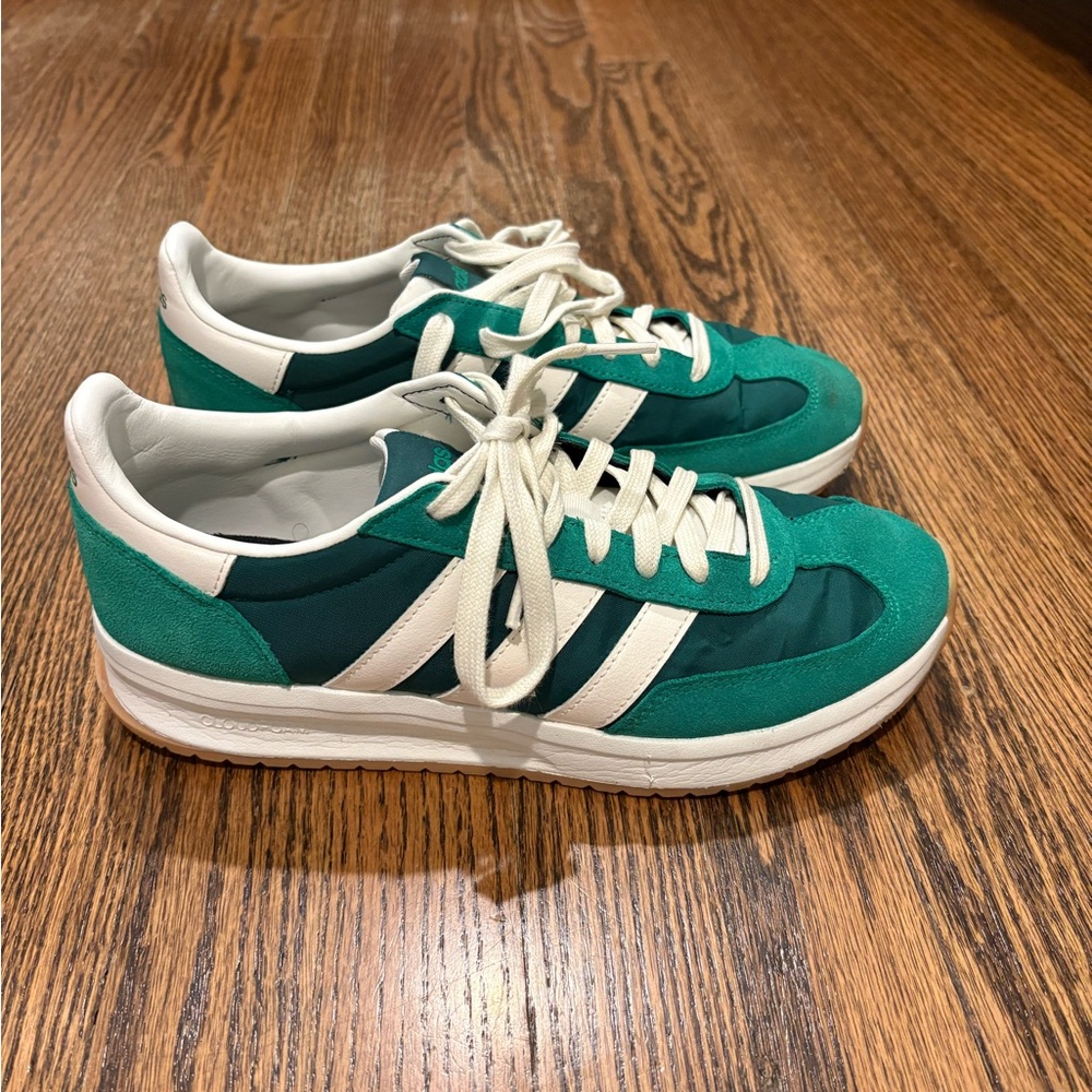 Adidas Green and White Retro Sneakers - Cloudfoam
